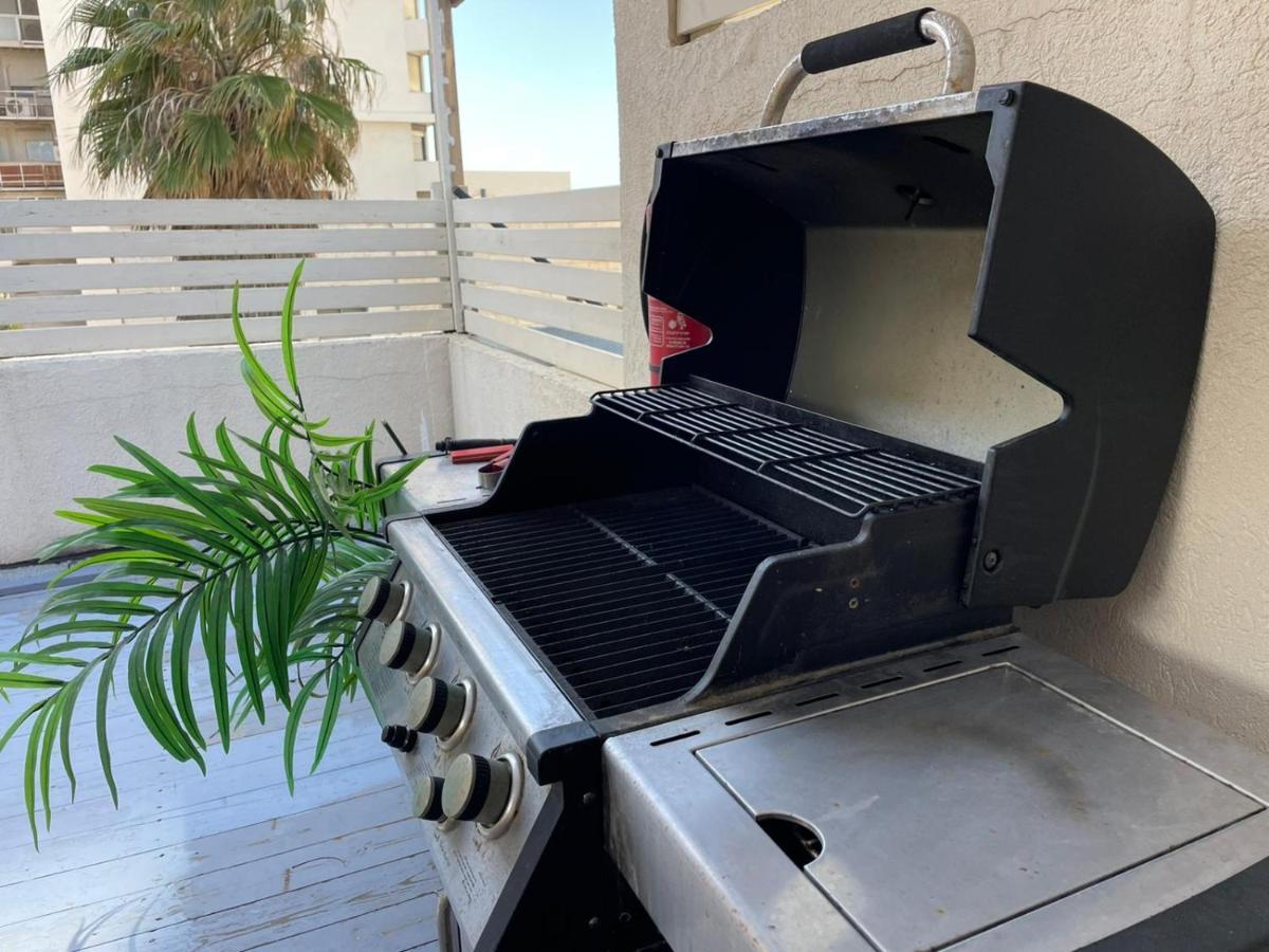 Appartement דירת סטודיו יפיפיה על גג ומרפסת שמש ברחוב הירקון à Tel-Aviv Extérieur photo